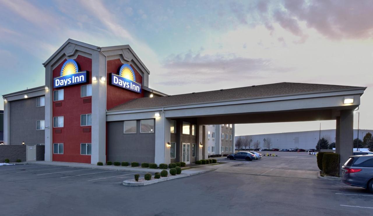 Days Inn By Wyndham Спрингвилл Экстерьер фото