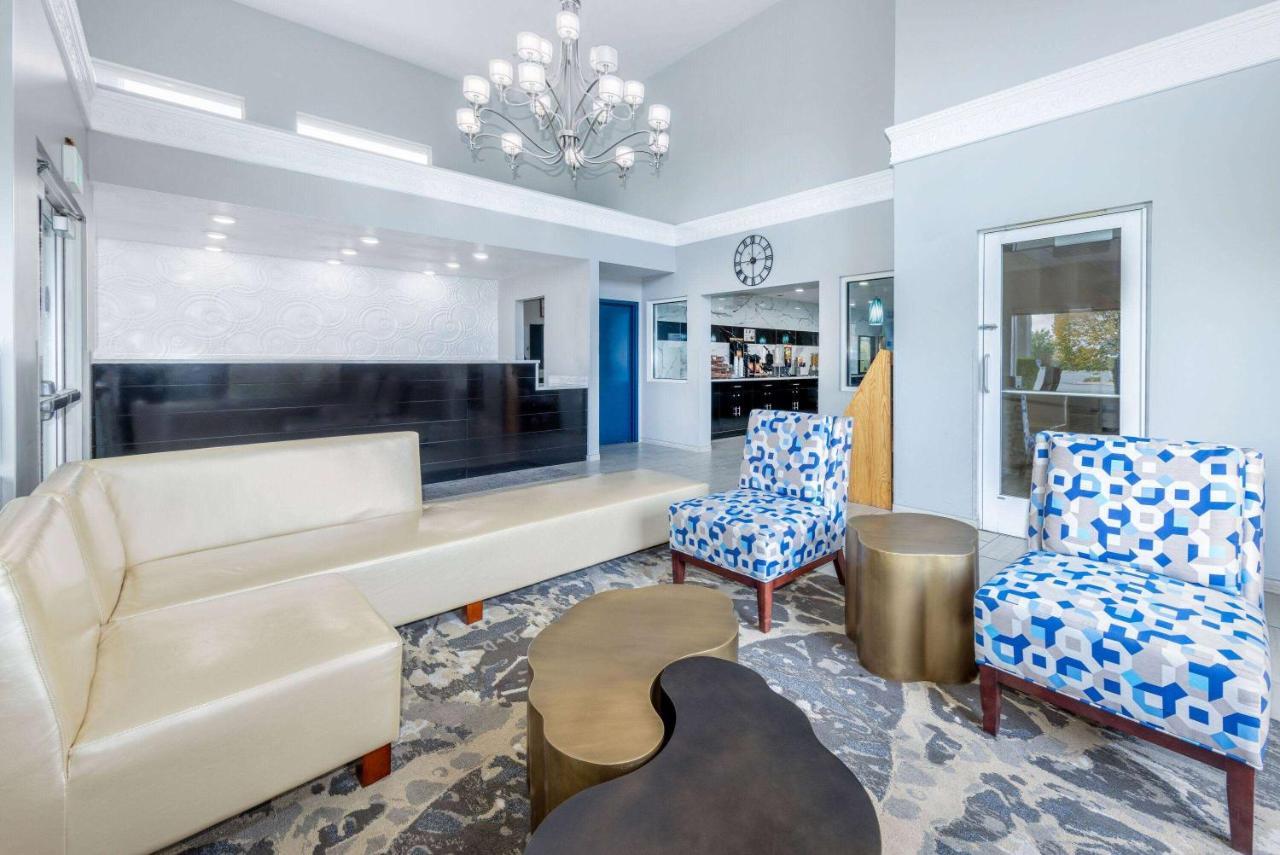 Days Inn By Wyndham Спрингвилл Экстерьер фото
